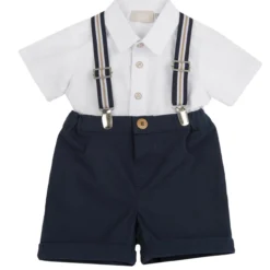 Completo camicia manica corta e pantaloni corti