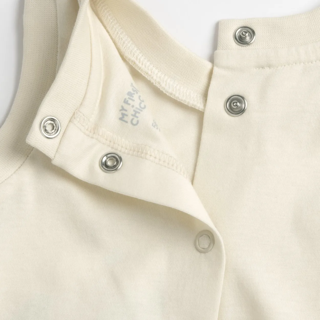 Completo canotta con pantaloni corti