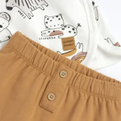 Completo maglia e pantaloni