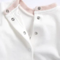 Completo maglia e pantaloni con piedini