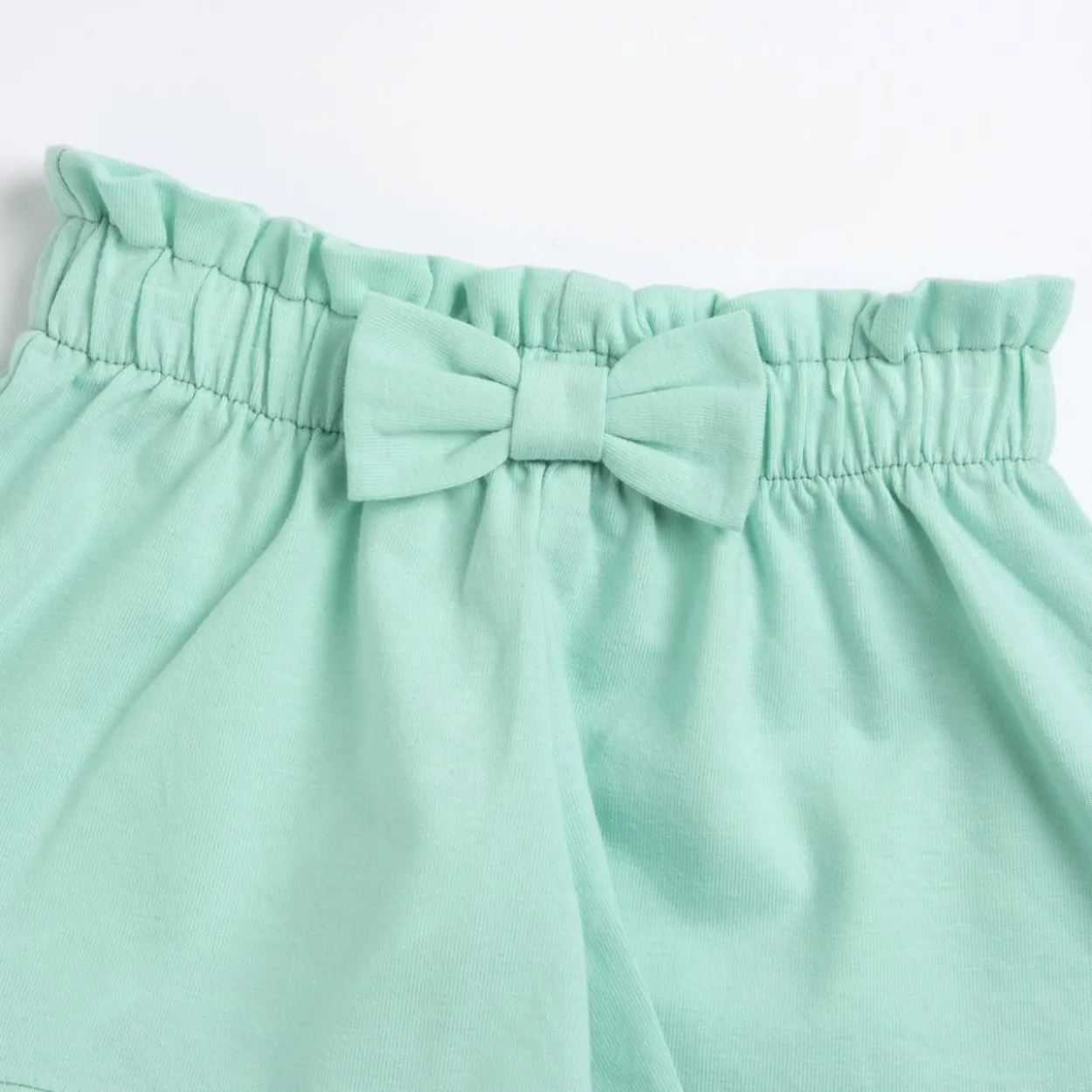 Completo manica corta con pantaloni corti